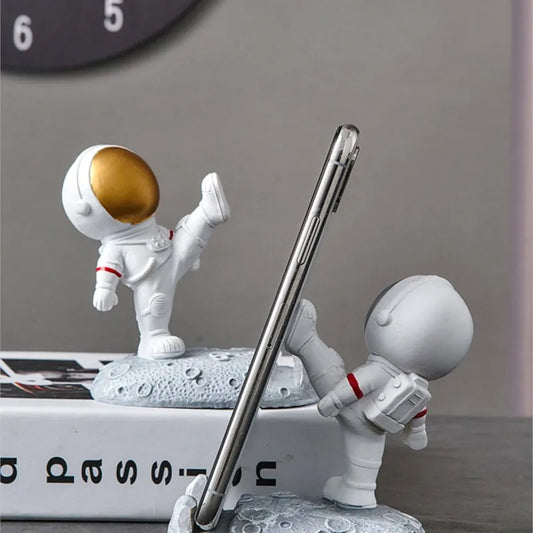 "Galactic Vibes: Nordic Style Astronaut Mobile Phone Stand – Unique Resin Desk Ornament and Fun Gift for Space Lovers!"