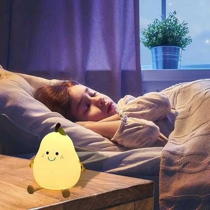 "Charming Pear-Shaped Night Light: Cute Silicone Lamp with 7 Colors & Dimmable Features – Perfect USB Charging for Kids' Bedrooms!"