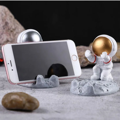 "Galactic Vibes: Nordic Style Astronaut Mobile Phone Stand – Unique Resin Desk Ornament and Fun Gift for Space Lovers!"