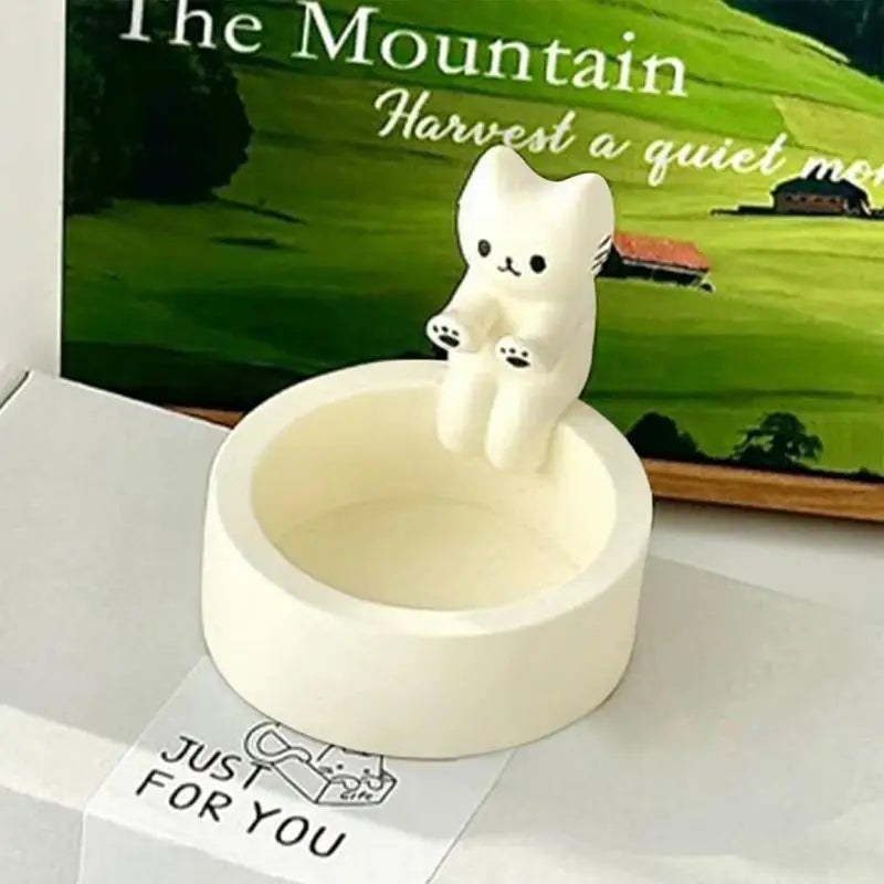 "Charming Little Cat Warming Paws Candle Holder: Adorable Aromatherapy Decor for Desktop Bliss!"